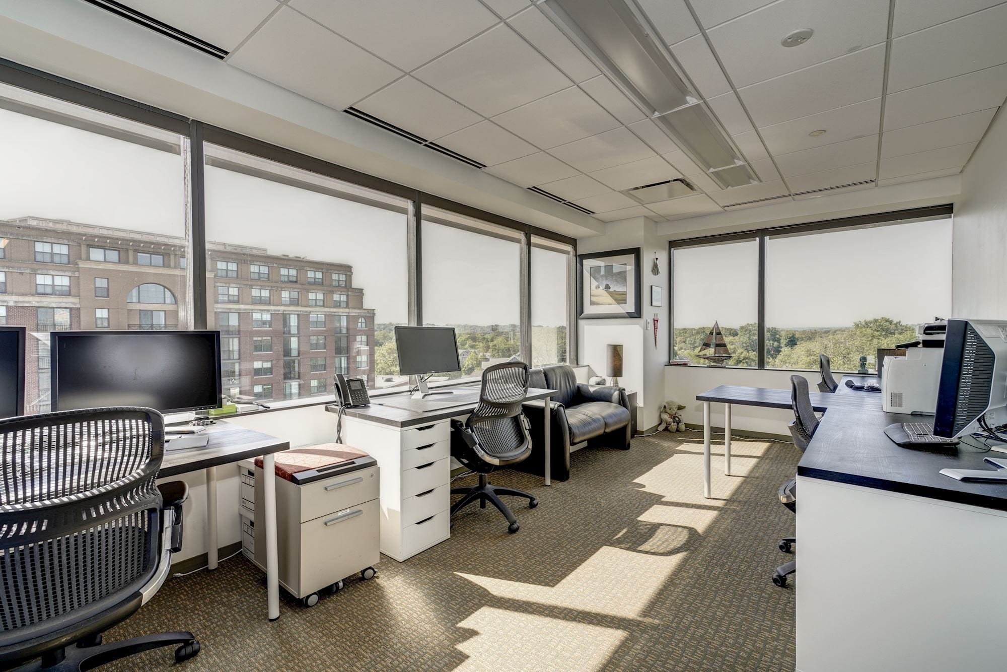 Sleekly designed modern coworking space in Clarendon, Virginia.