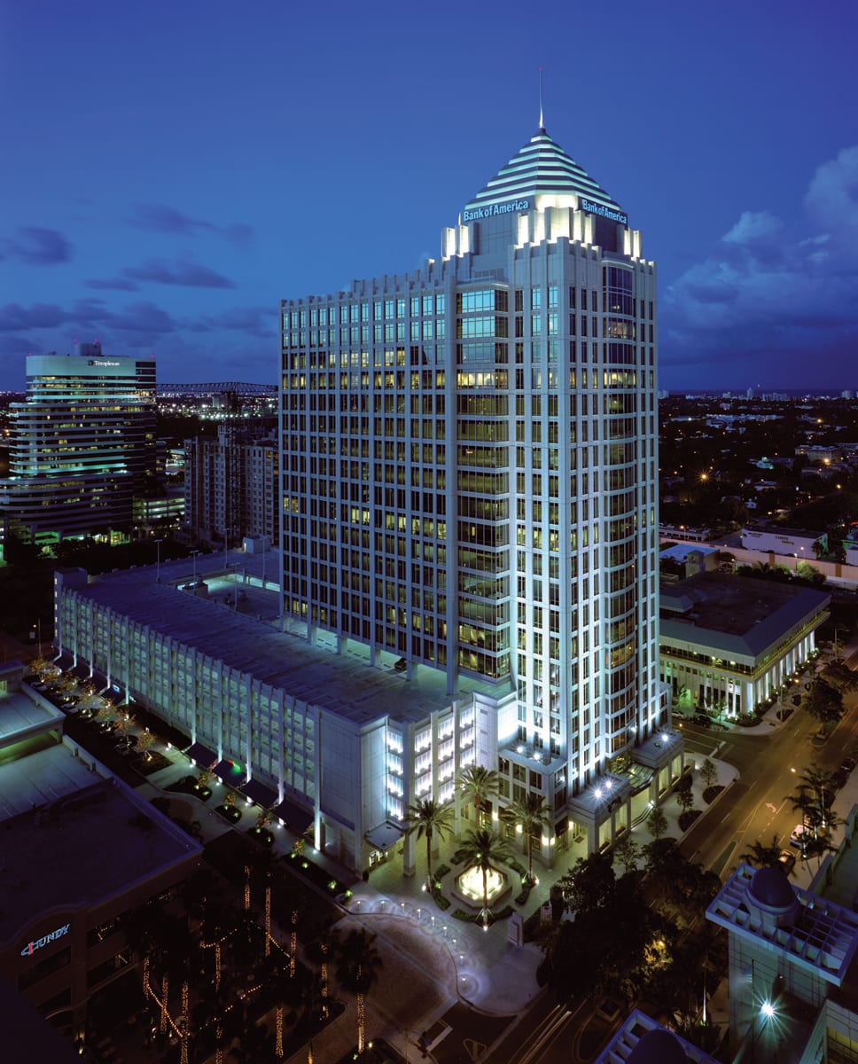 exterior of Las Olas Offices, Ft Lauderdale, FL - Carr Workplaces