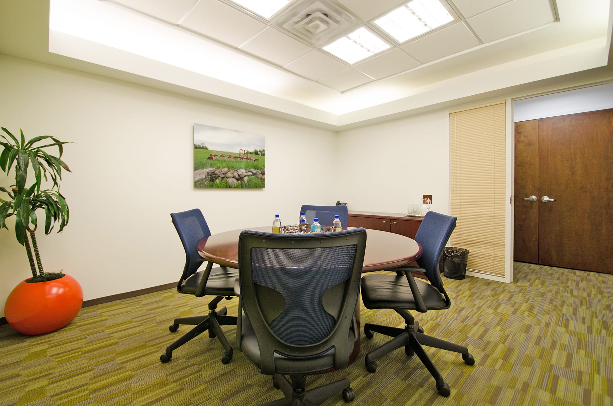 Small Westchester meeting room